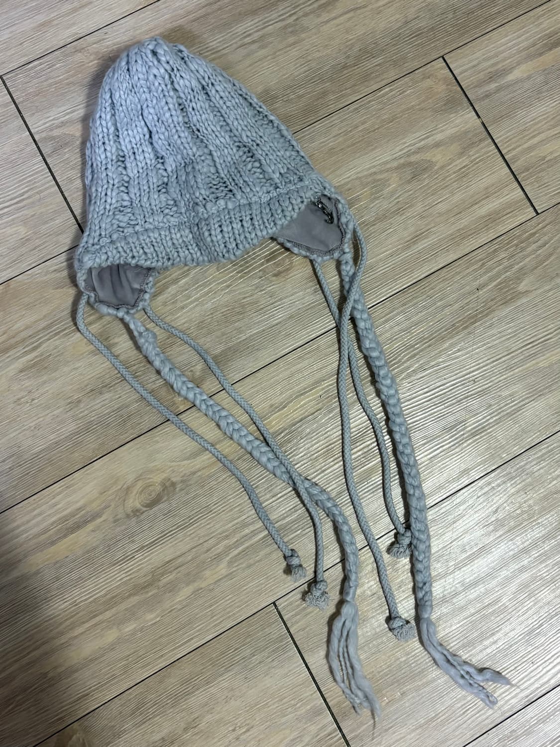 OJOS 오호스 브레이디드 이어플랩 비니 그레이 상품이미지6