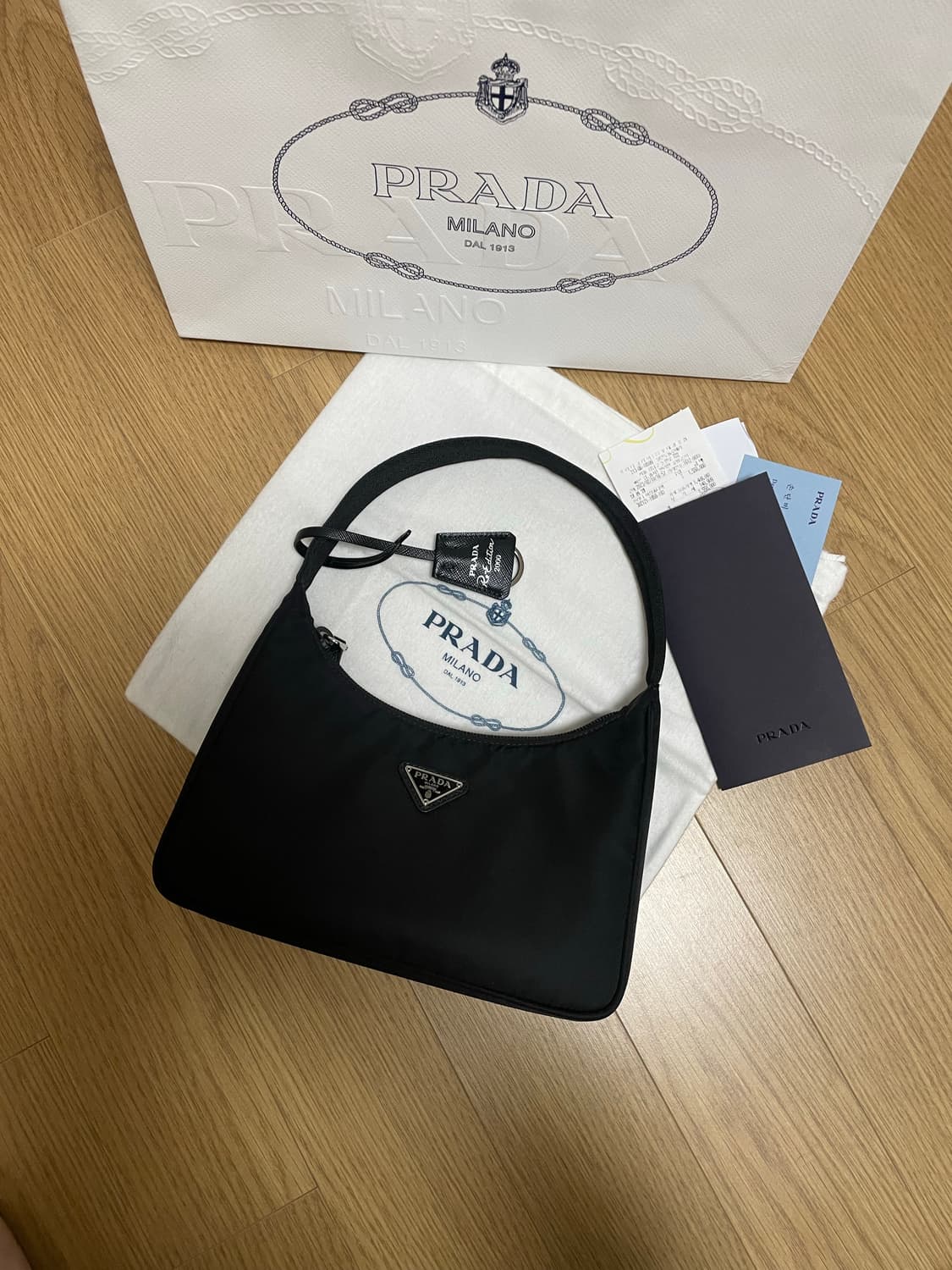 광주 롯데백화점 프라다 리에디션 2000 리나일론 미니백 (정품) 상품이미지2