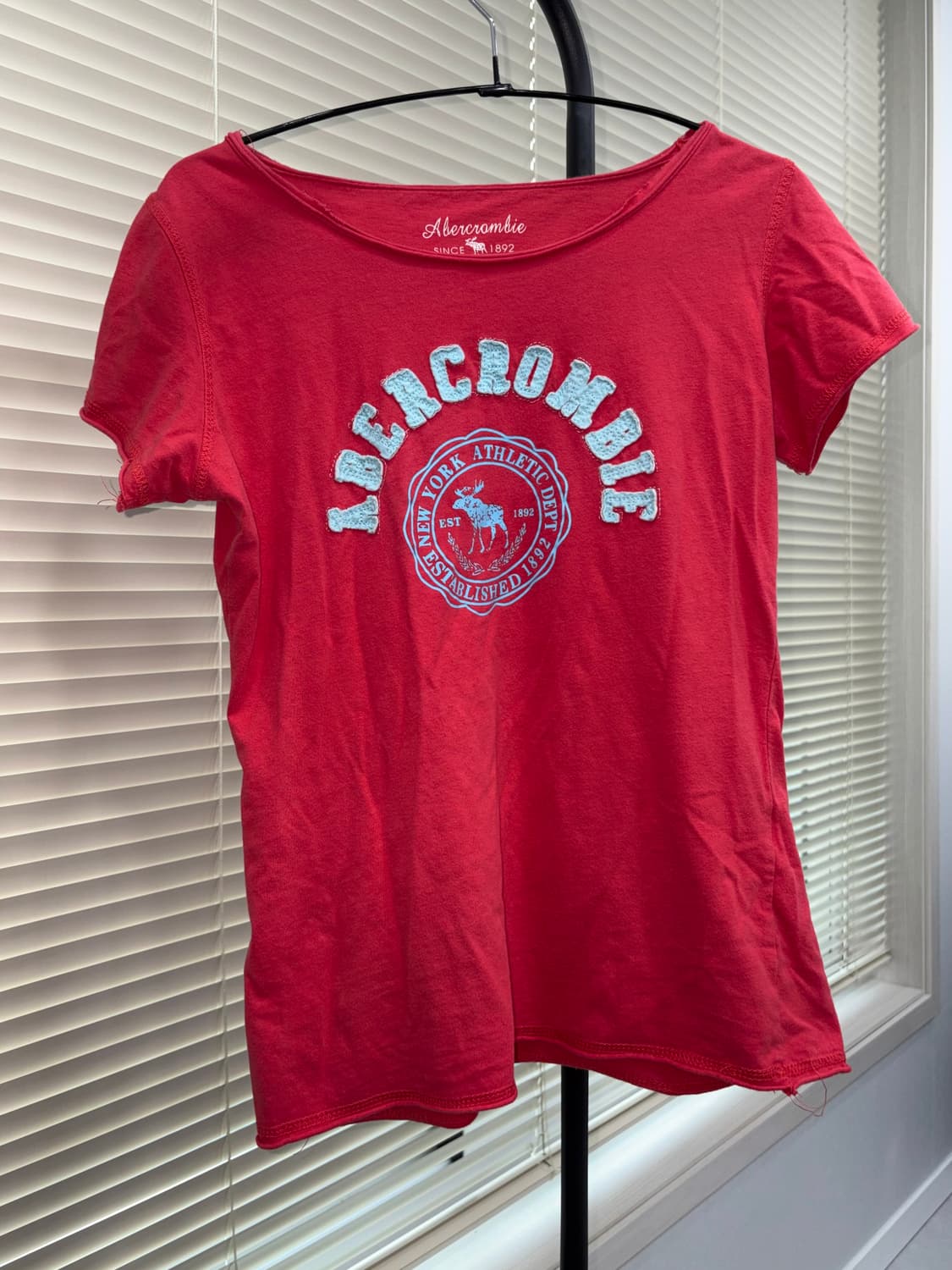 Abercrombie Athletic Dept. Red Logo Tee 상품이미지2
