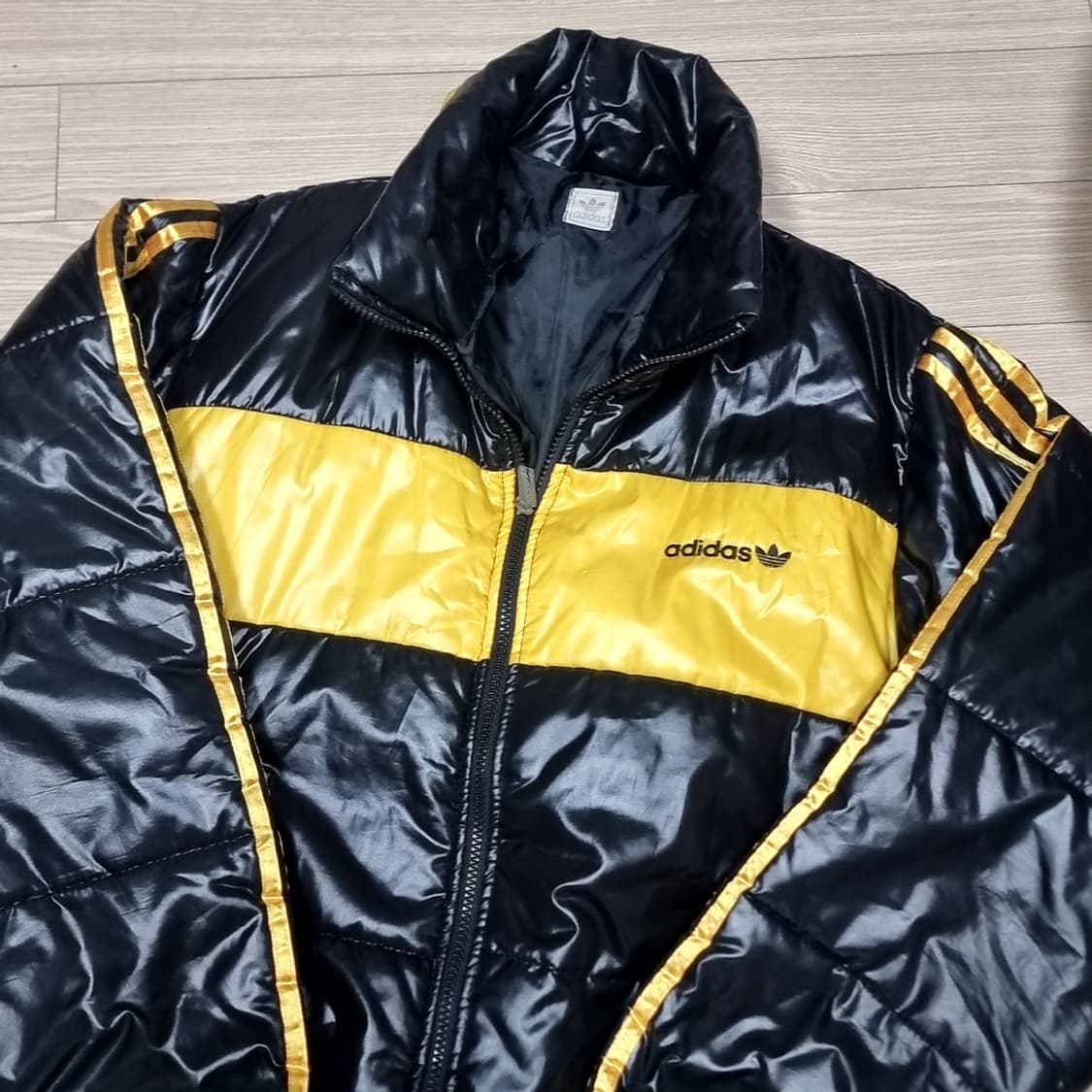 빈티지 아디다스 블랙/옐로우 패딩 점퍼(100-105) 상품이미지8