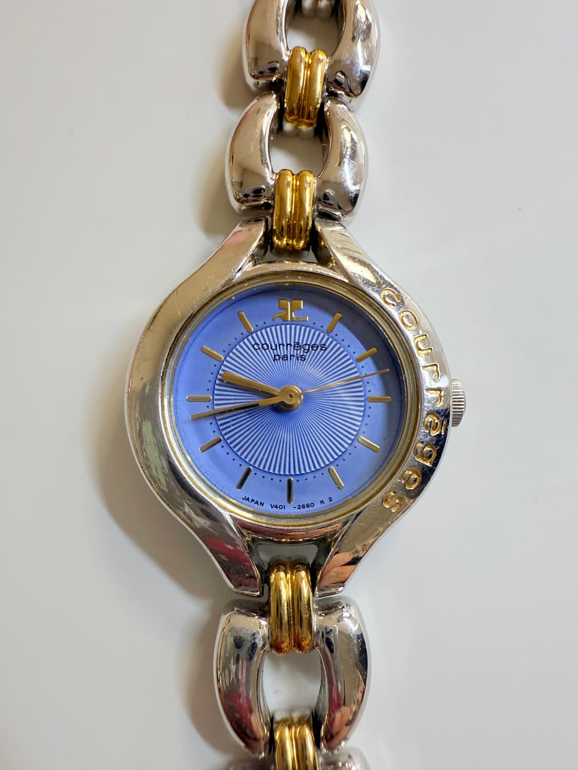 꾸레쥬 시계 상품이미지5