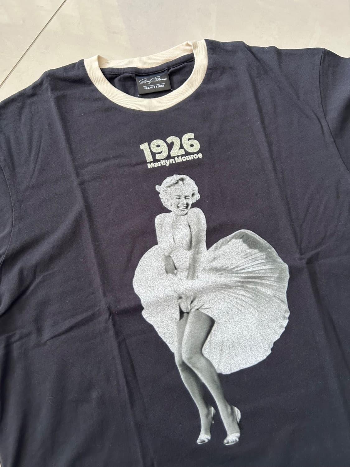 Marilyn Monroe Ringer Tee 마릴린 먼로 링거 티 상품이미지3