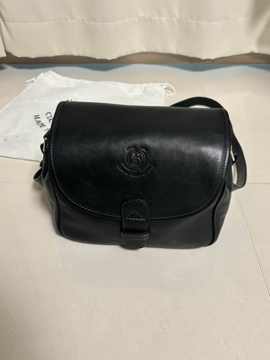 새상품) 정품 보욜라 숄더백 가방 보욜라 정품 가방 상품이미지5