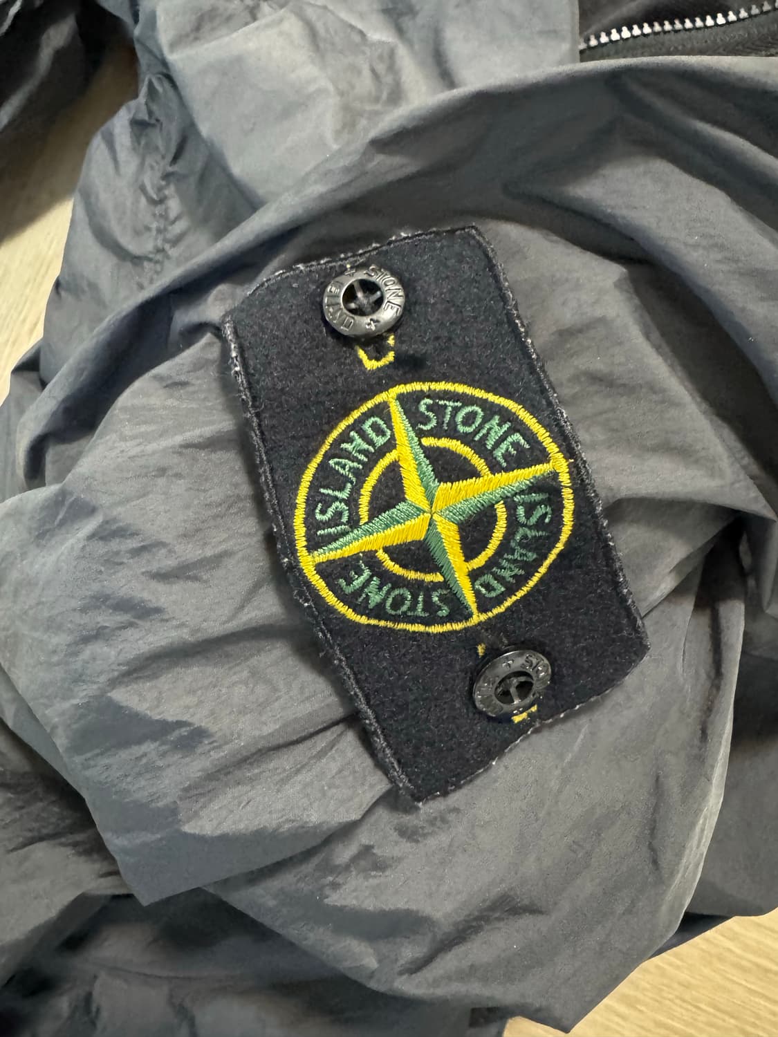 스톤아일랜드 크링클랩스 오버셔츠 100,L 상품이미지2