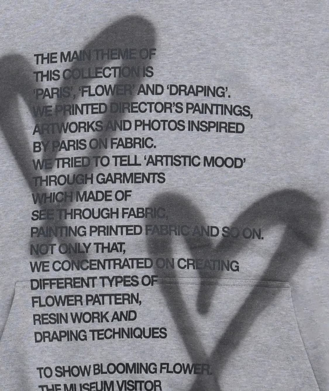 더 뮤지엄 비지터 하트 스프레이 후드 그레이 상품이미지3