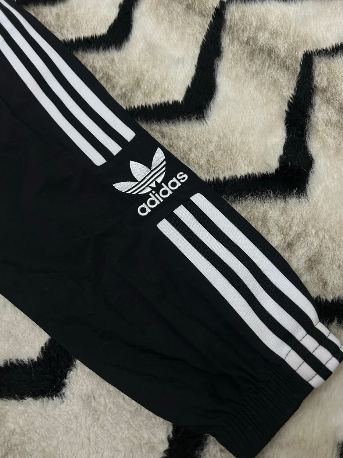 [L]아디다스 락업 우븐 조거 팬츠/블랙 상품이미지1