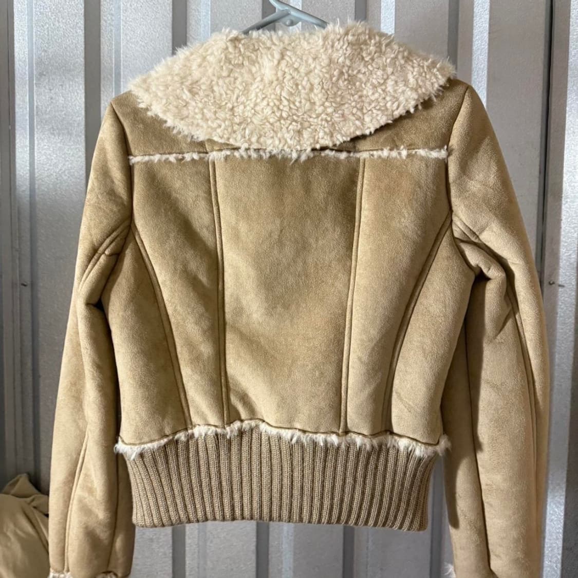 Y2k Guess suede faux fur jacket 상품이미지4