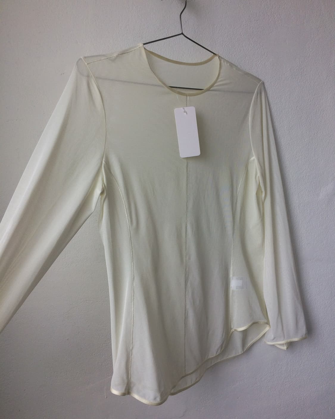 Line detail see through mesh top 상품이미지4