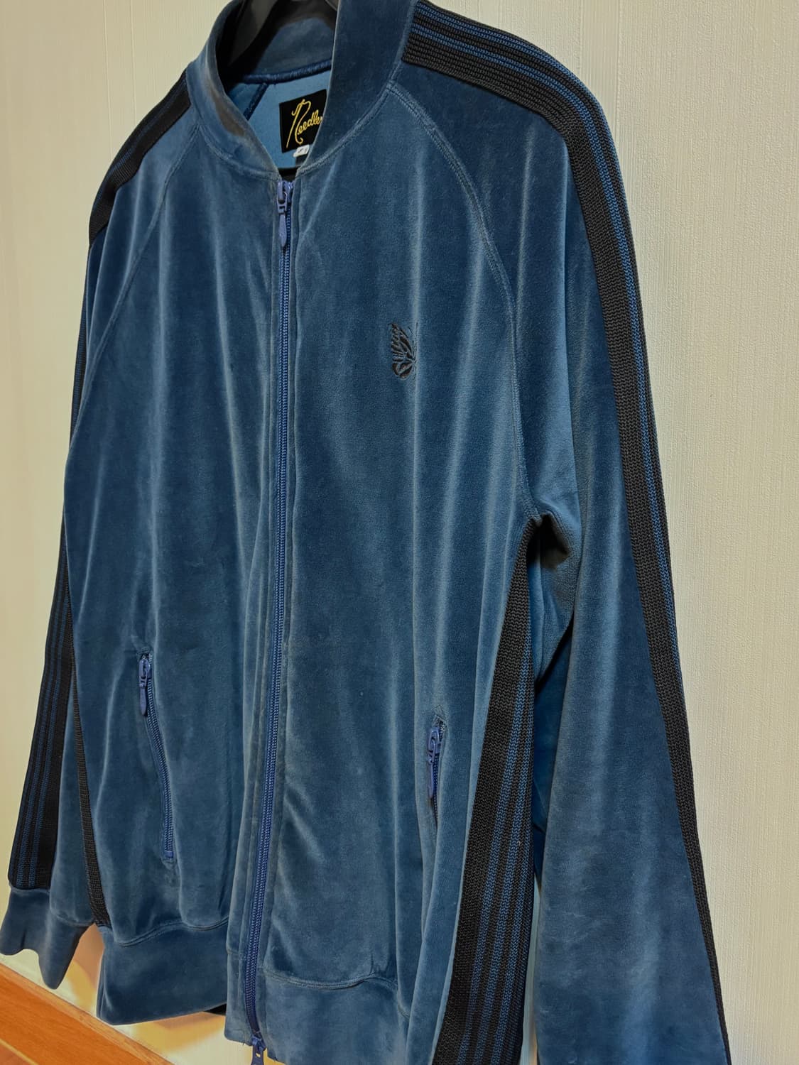 니들스 벨루어 RC 트랙자켓_스모크블루_S 상품이미지2