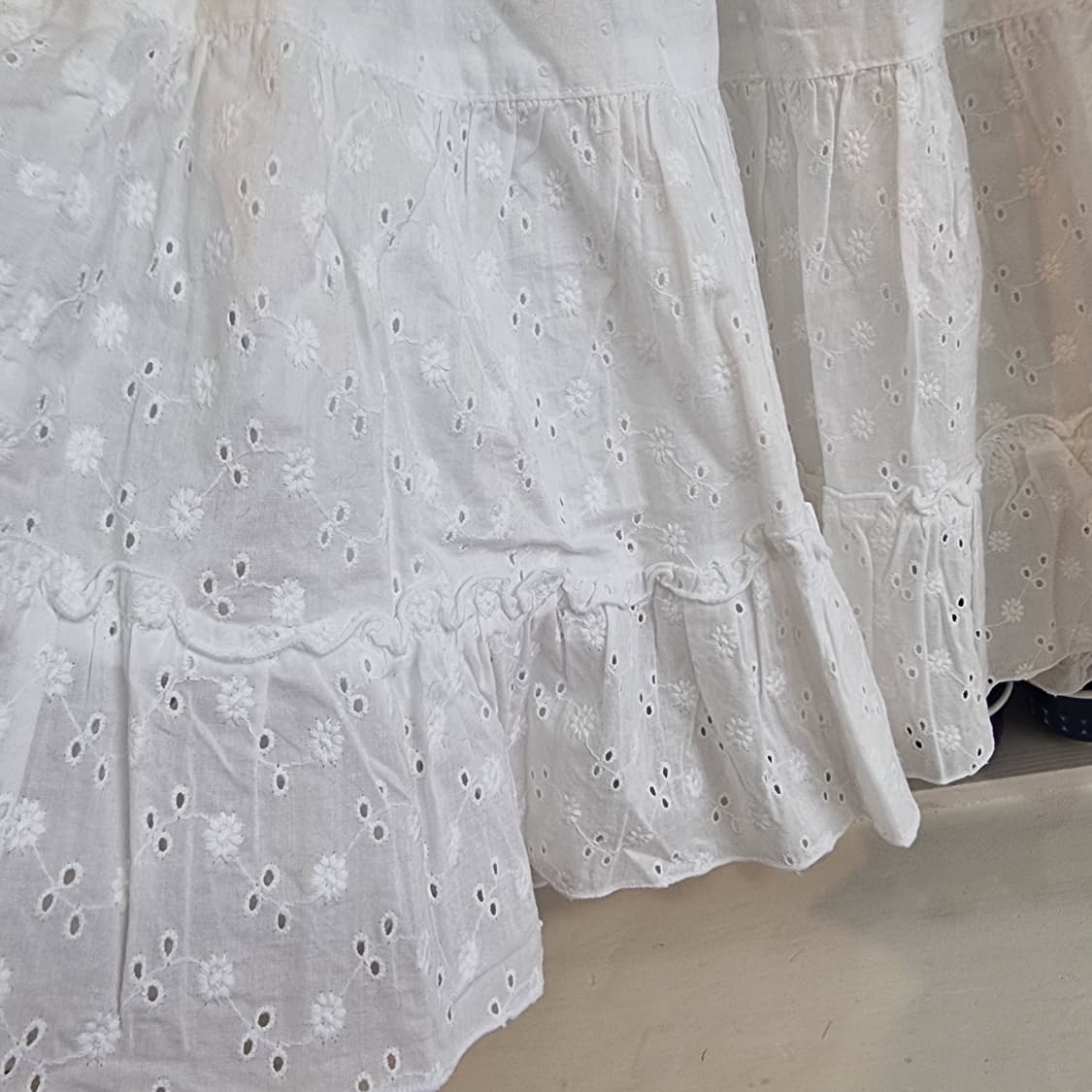 화이트 펀칭 레이스 캉캉 스커트 상품이미지3