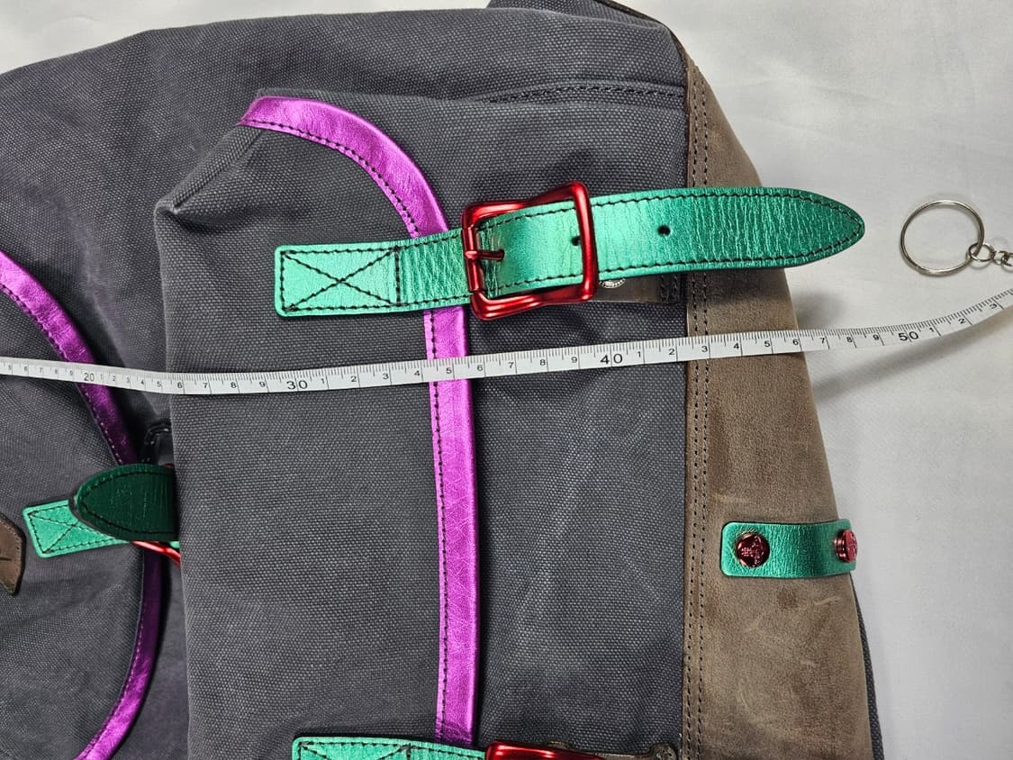 비비안웨스트우드메탈릭밀리터리백팩 상품이미지7