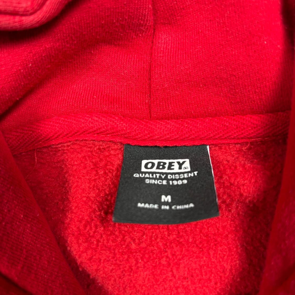 오베이 레드컬러 후드티 상품이미지3