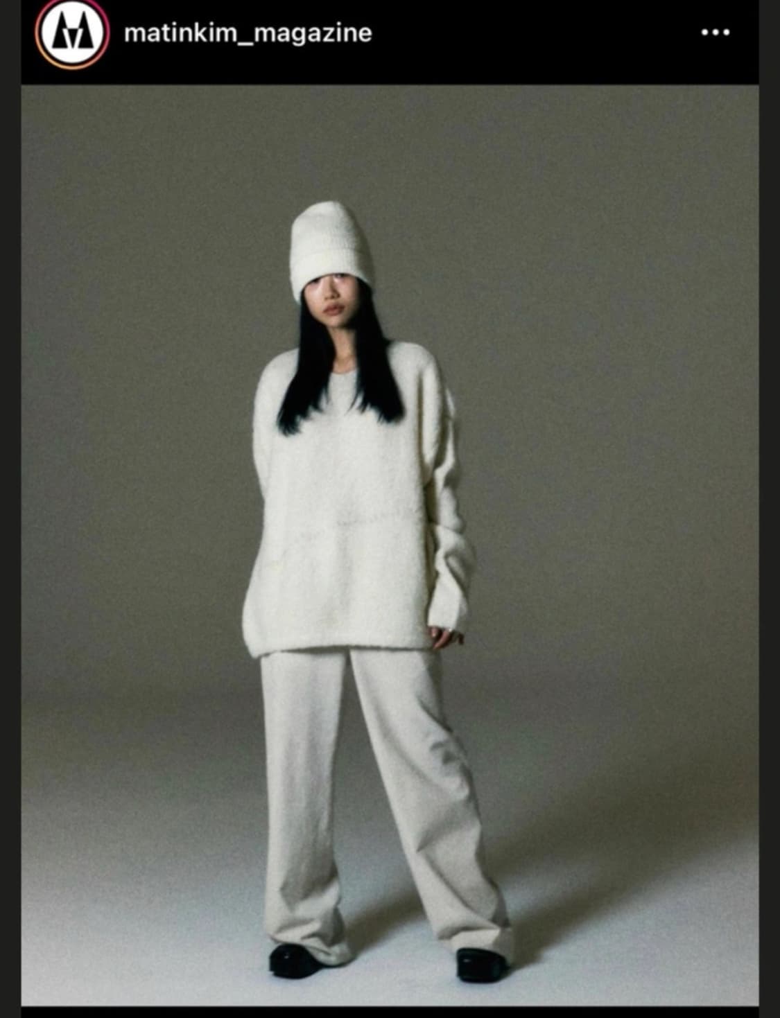 정가 17만 마뗑킴 핸드 스티치 오버핏 니트 아이보리 상품이미지1