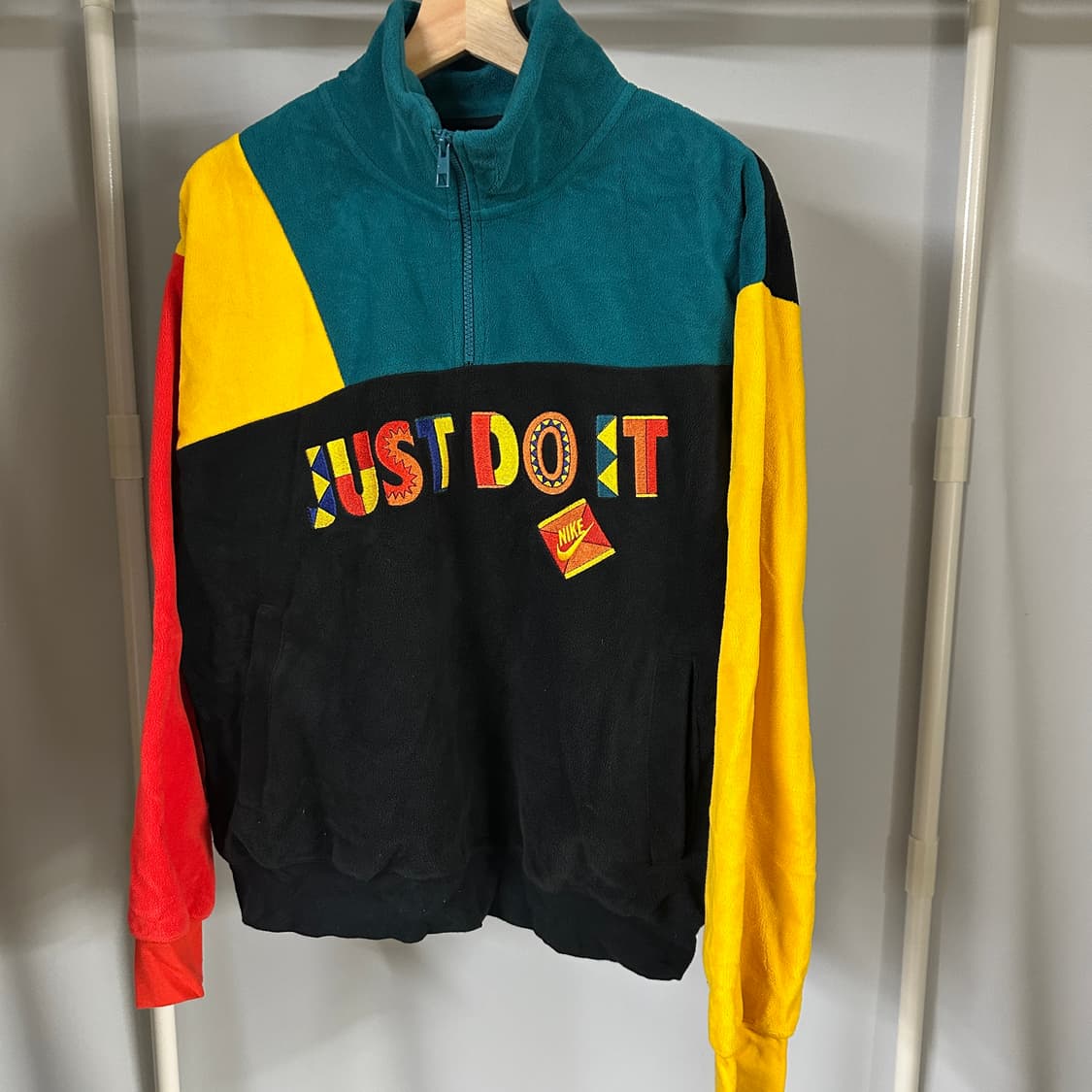 나이키 리이슈 플리스 상품이미지1