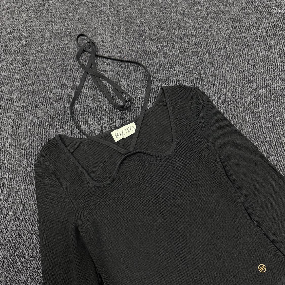 RECTO 렉토 시그니처 홀터넥 모나코 니트  상품이미지2