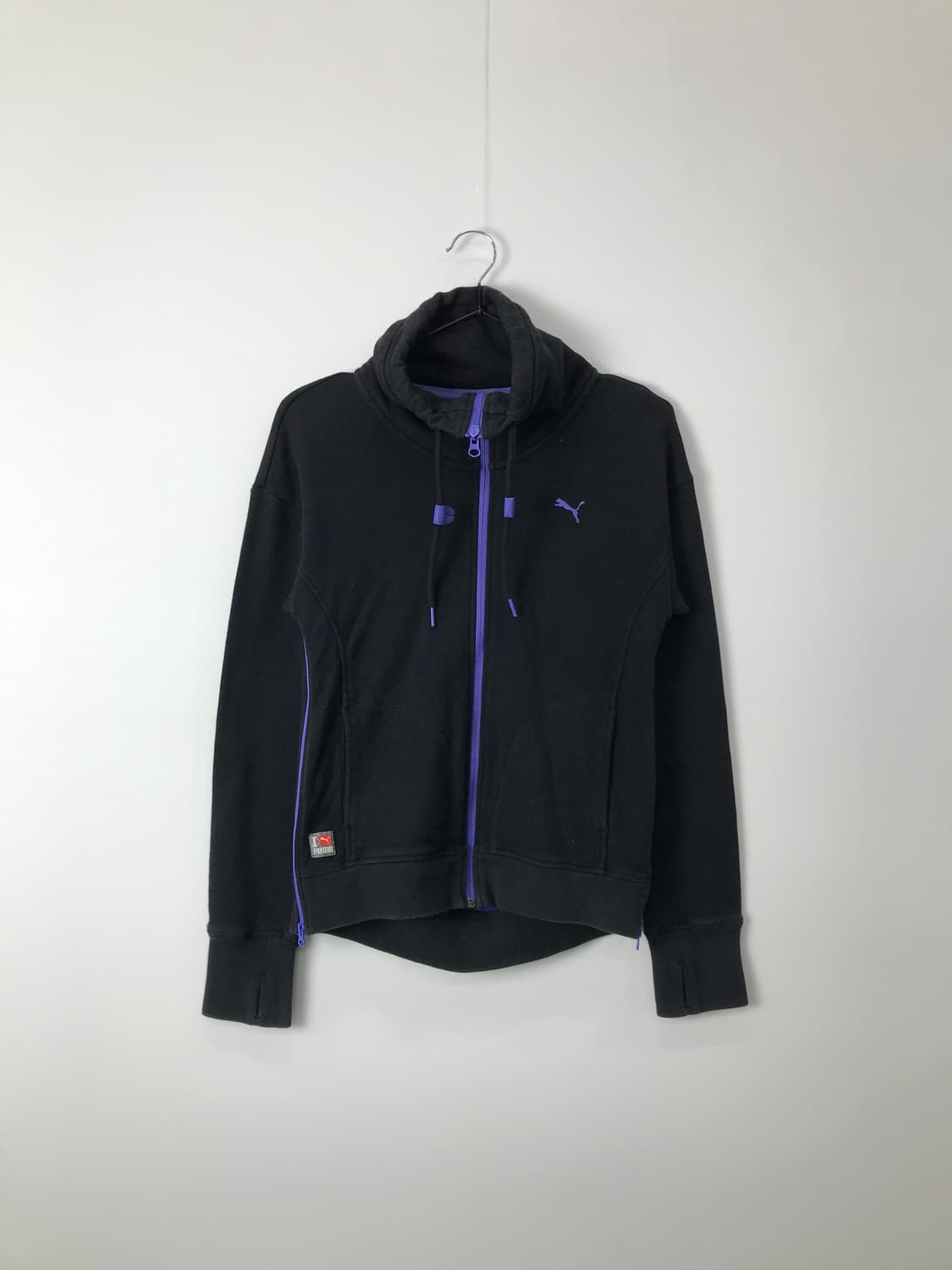 'PUMA' Black & Purple High-Neck Zip-Up  상품이미지6