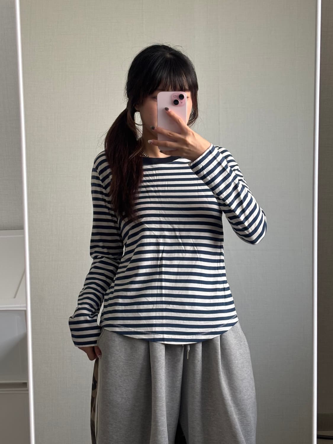 코스 cos 긴팔티 S 상품이미지1