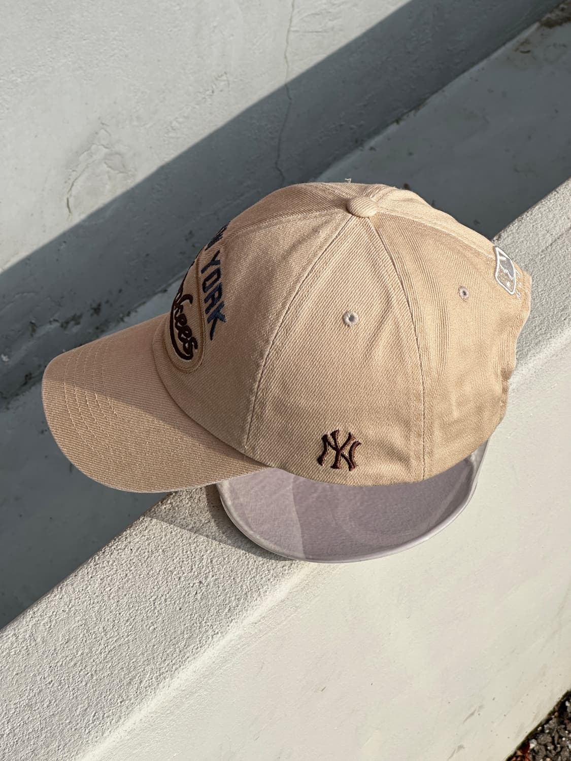 [F] MLB 엠엘비 뉴욕양키스 로고 베이지 볼캡 모자 상품이미지3