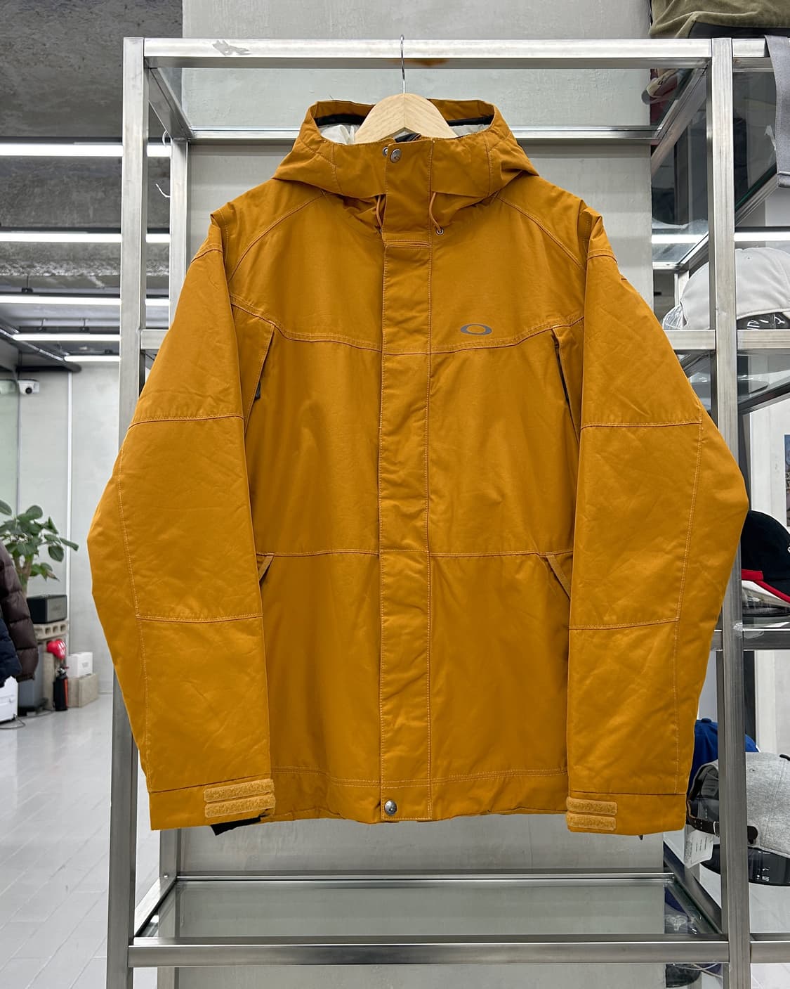 오클리 00s 신슐레이트 아웃도어 자켓 상품이미지1