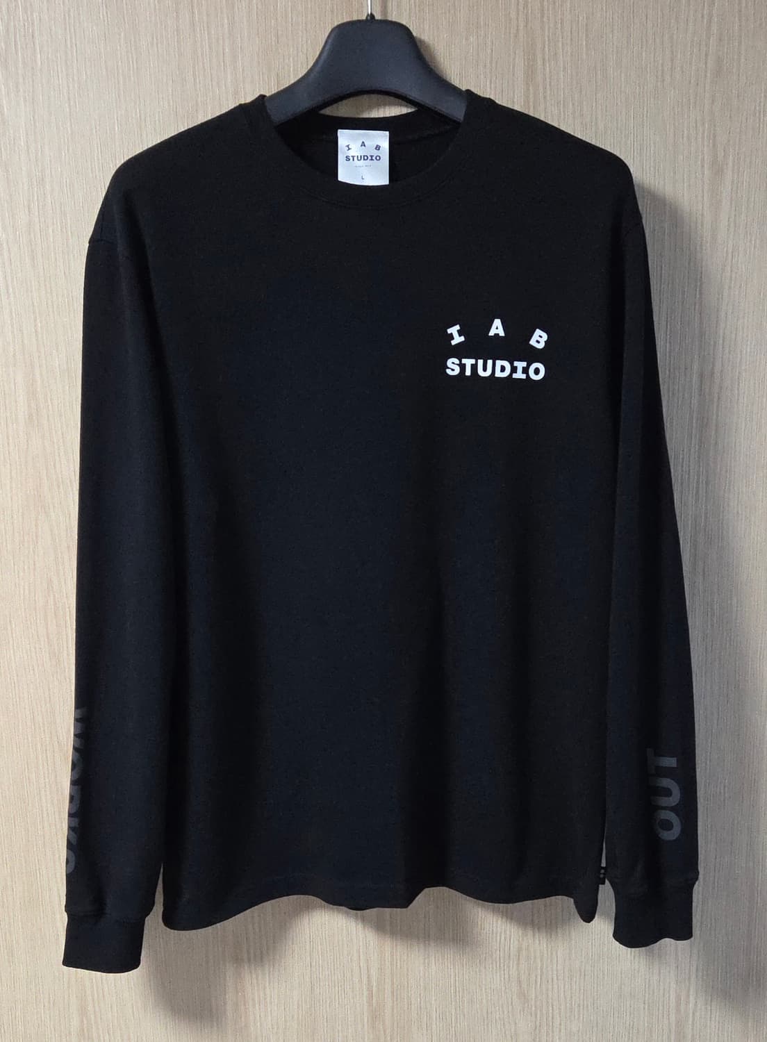 (착샷) 아이앱 스튜디오 x 웍스아웃 롱슬리브 긴팔 티셔츠  상품이미지1