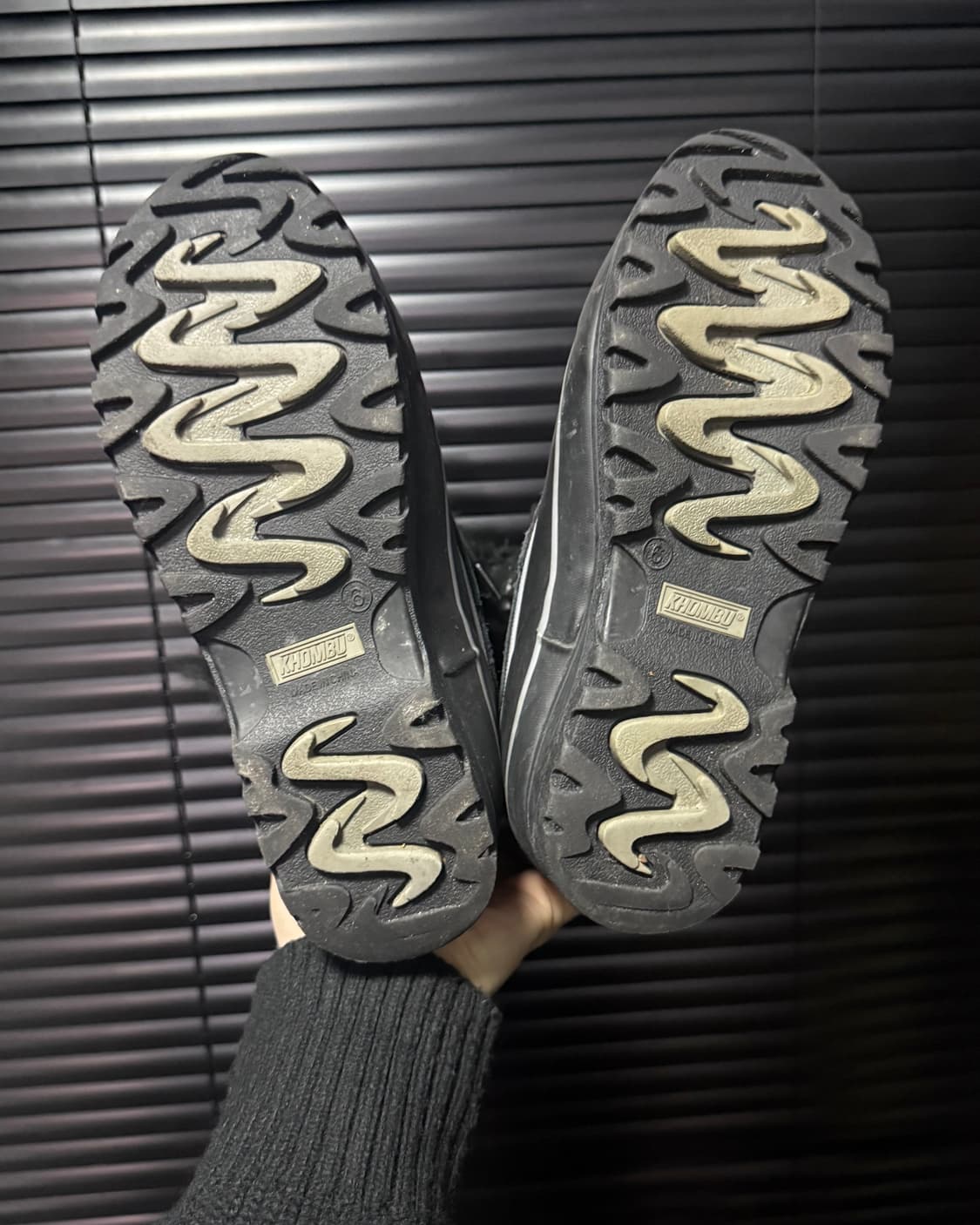 콤부 스노우 털 부츠 방한화 여성 225 벨벳 스웨이드 퀄팅 노르딕 겨울 상품이미지5