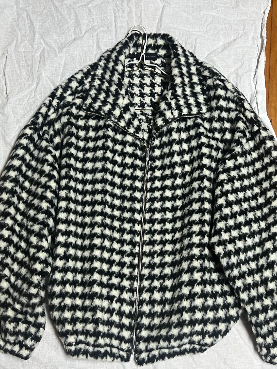 (1회착.다수연예인들 착용) 하운드 투스 퍼 자켓집업 상품이미지1