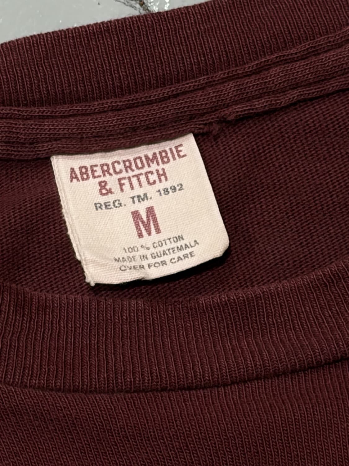 아베크롬비(Abercrombie) 싱글 스티치 버건디 롱슬리브 상품이미지3