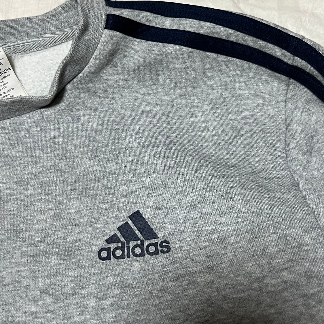 아디다스 맨투맨 회색네이비 95 상품이미지3