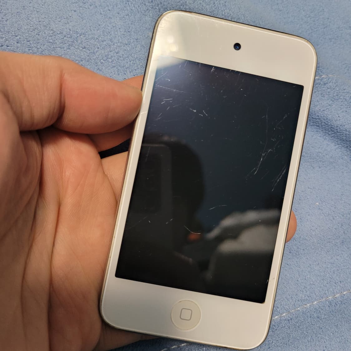 화이트 색상 아이팟터치 4세대 8기가 상품이미지2