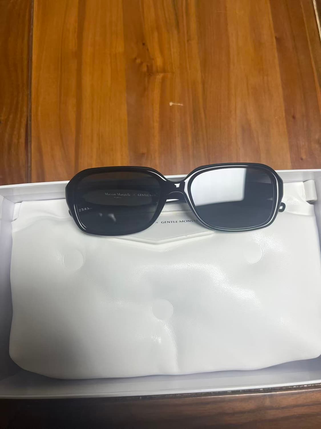 젠틀 몬스터 x 메종 마르지엘라 MM212 블랙 클리어 상품이미지1