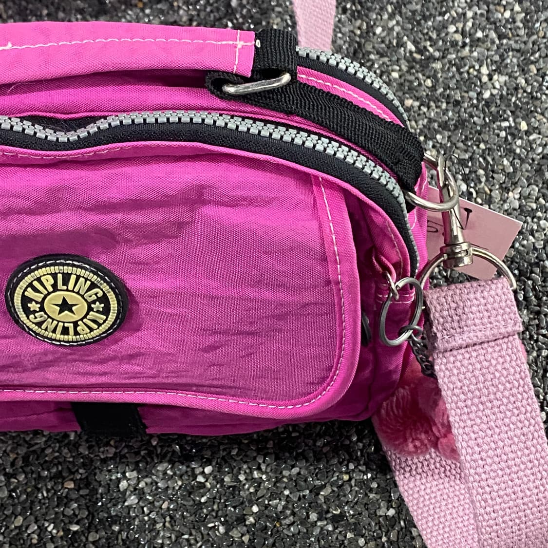 키플링 핑크 크로스백 B3307 상품이미지3