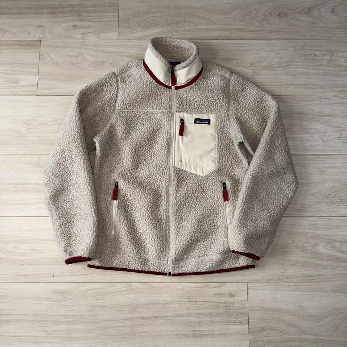 10s 파타고니아 레트로-X 아이보리/레드 상품이미지1