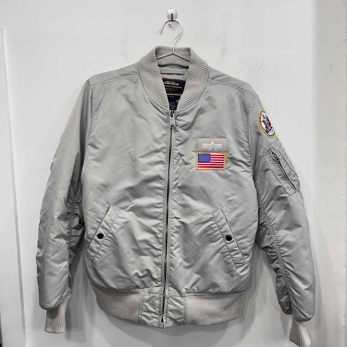 알파인더스트리 아메리칸 패치 ma-1 항공점퍼 상품이미지2