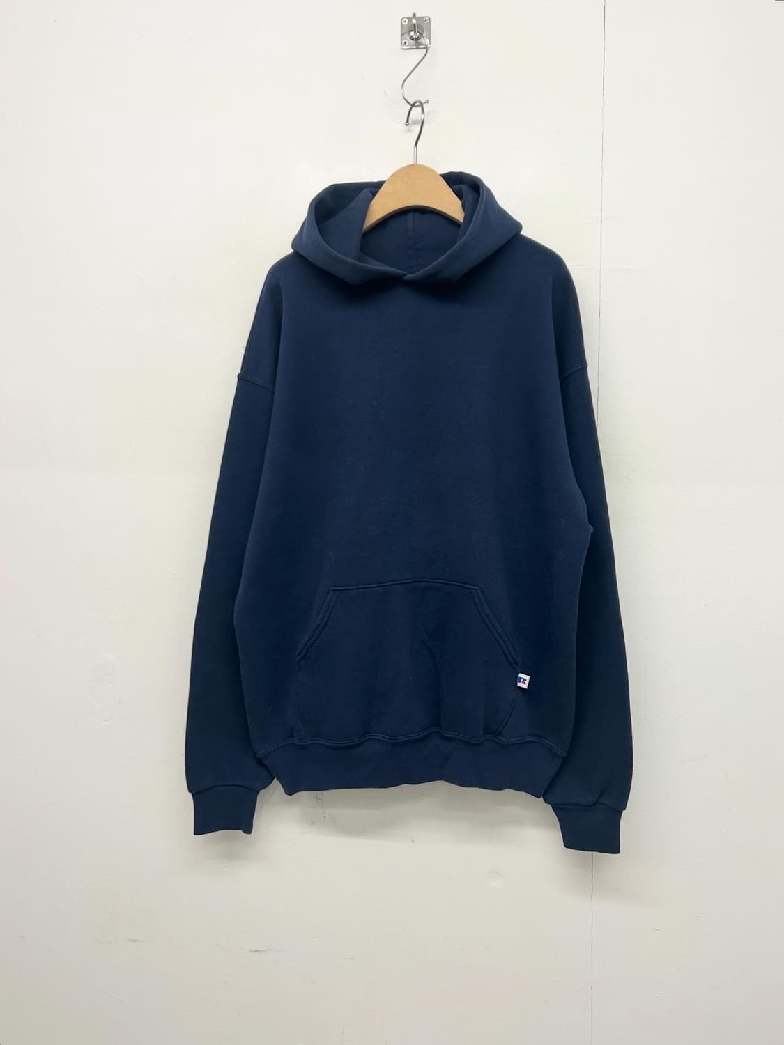 러셀 네이비 후드티  상품이미지1