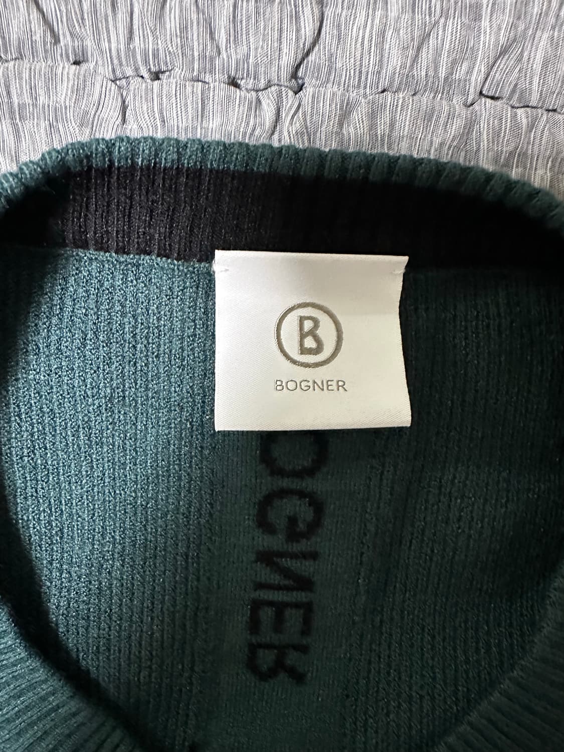 보그너 그린 B로고 니트 상품이미지3