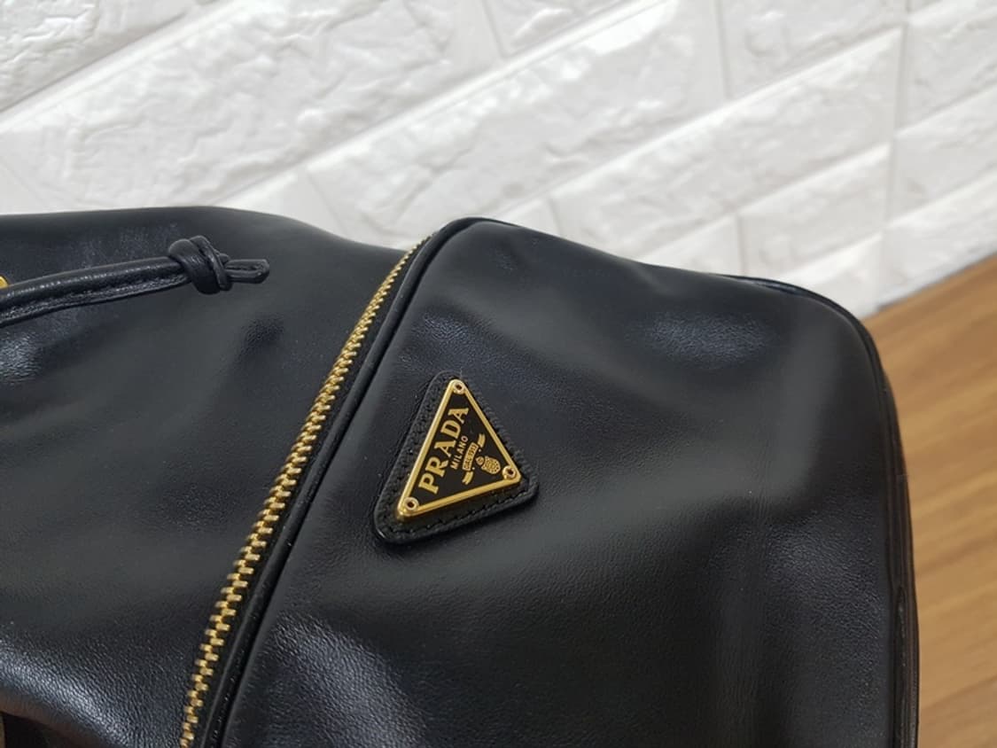 프라다 버킷백 (정품 가죽. 토트백&크로스백)  상품이미지4