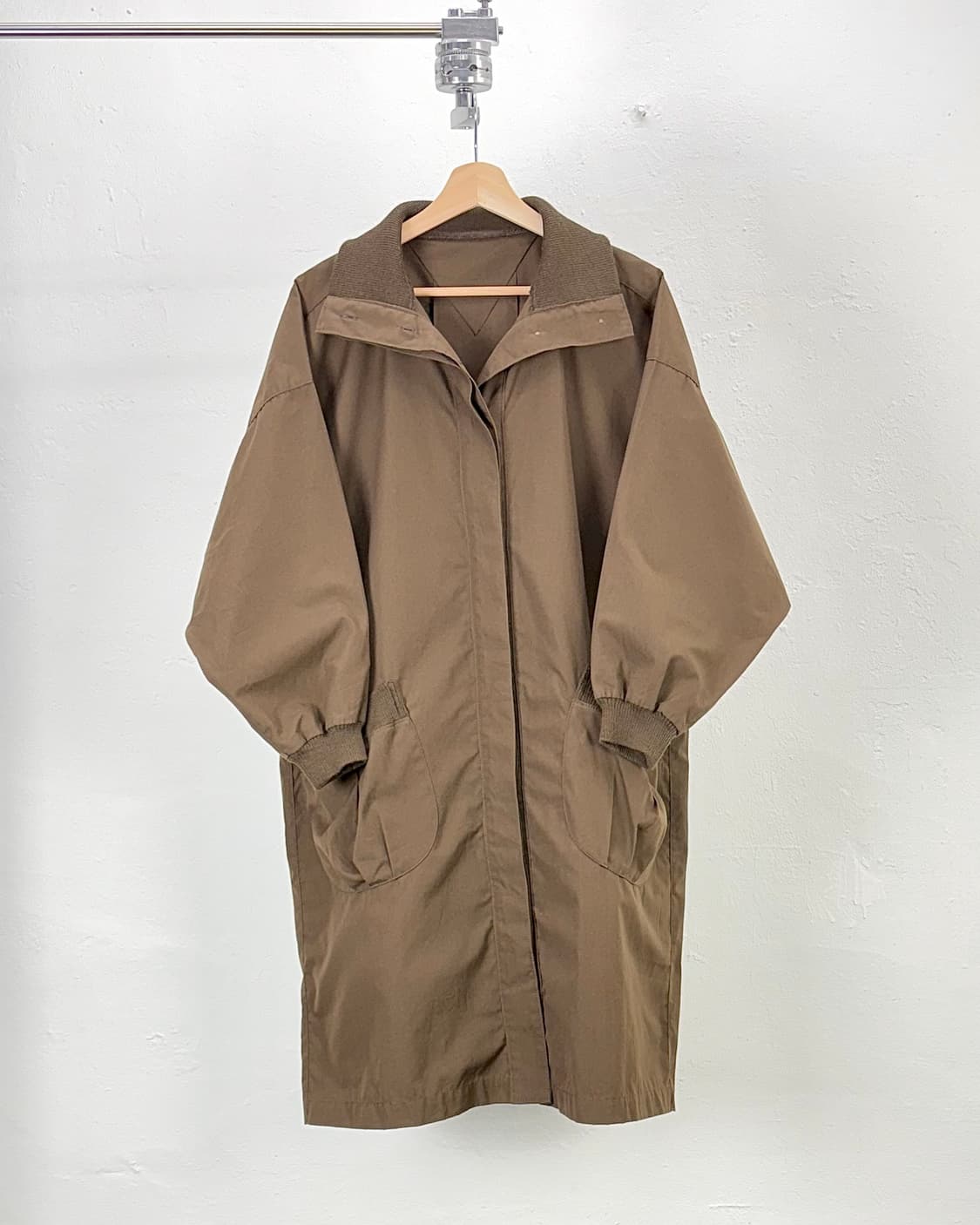 이세이미야케 스튜디오 브라운 코튼 스텝 카고 롱 자켓 상품이미지1