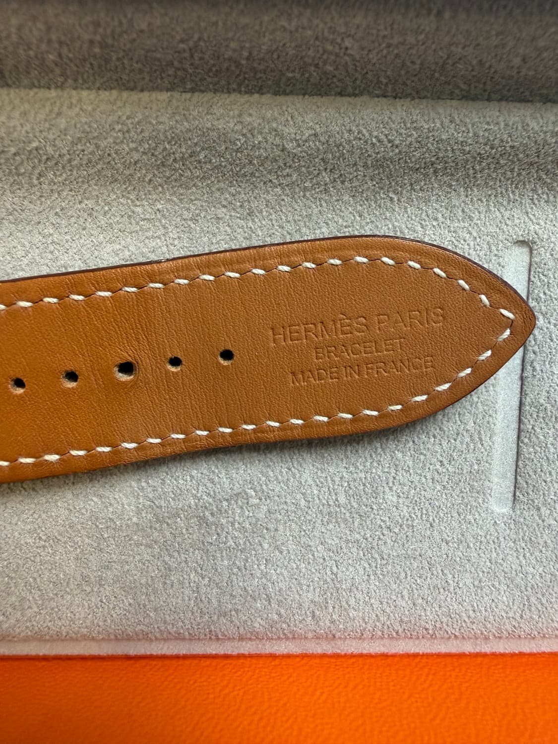 (미사용) 애플워치 에르메스 에뚜쁘 스위프트 가죽 스트랩 45mm  상품이미지7