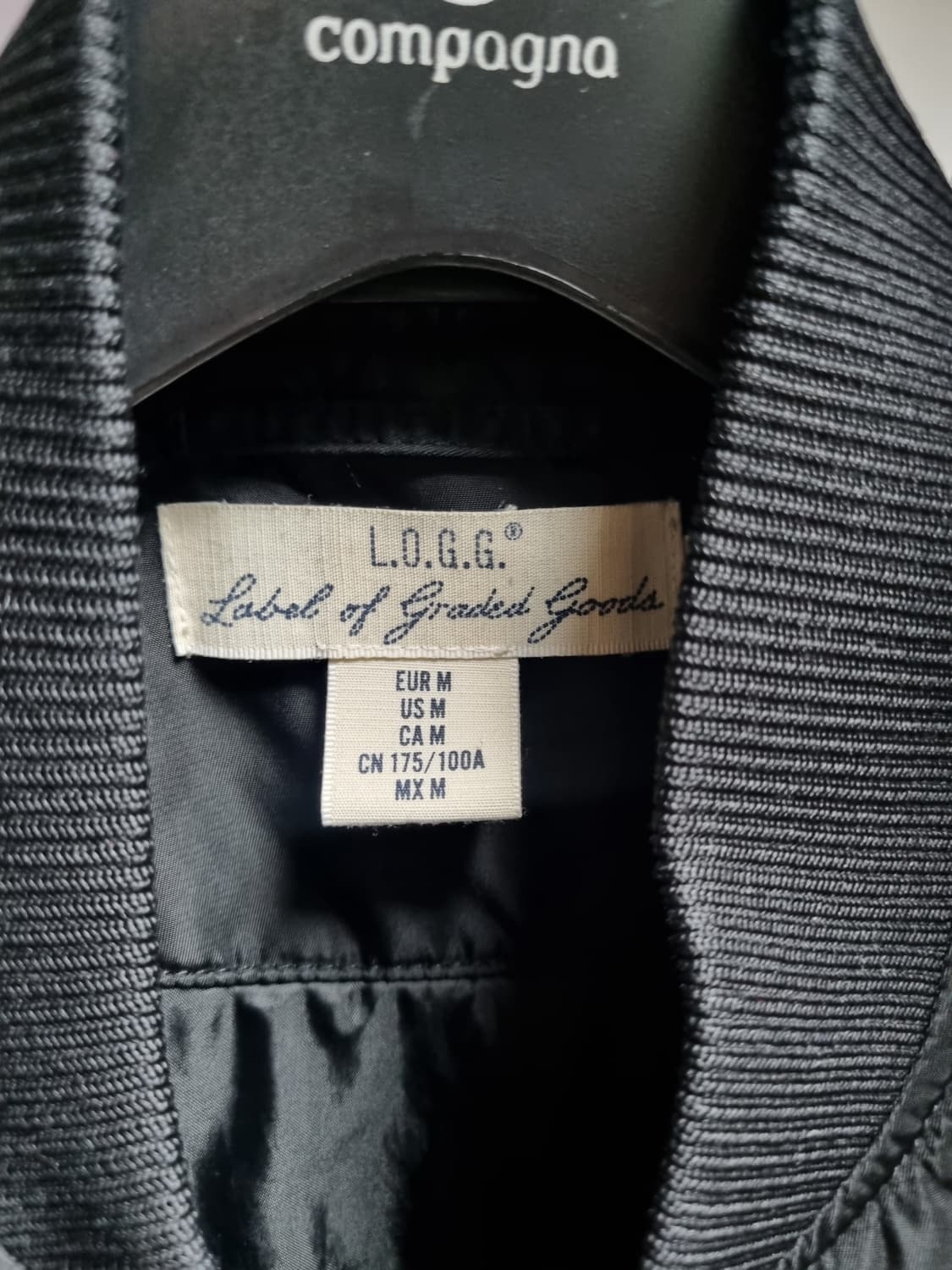 H&M 블랙 MA-1 봄버 자켓 M 사이즈 상품이미지3