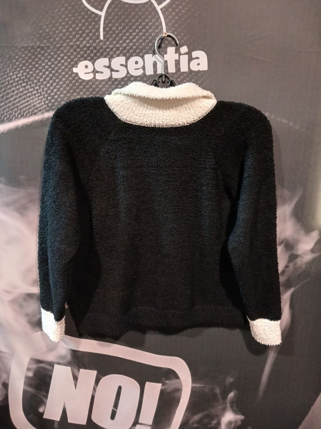 블랙 퍼 크롭 자켓 상품이미지2