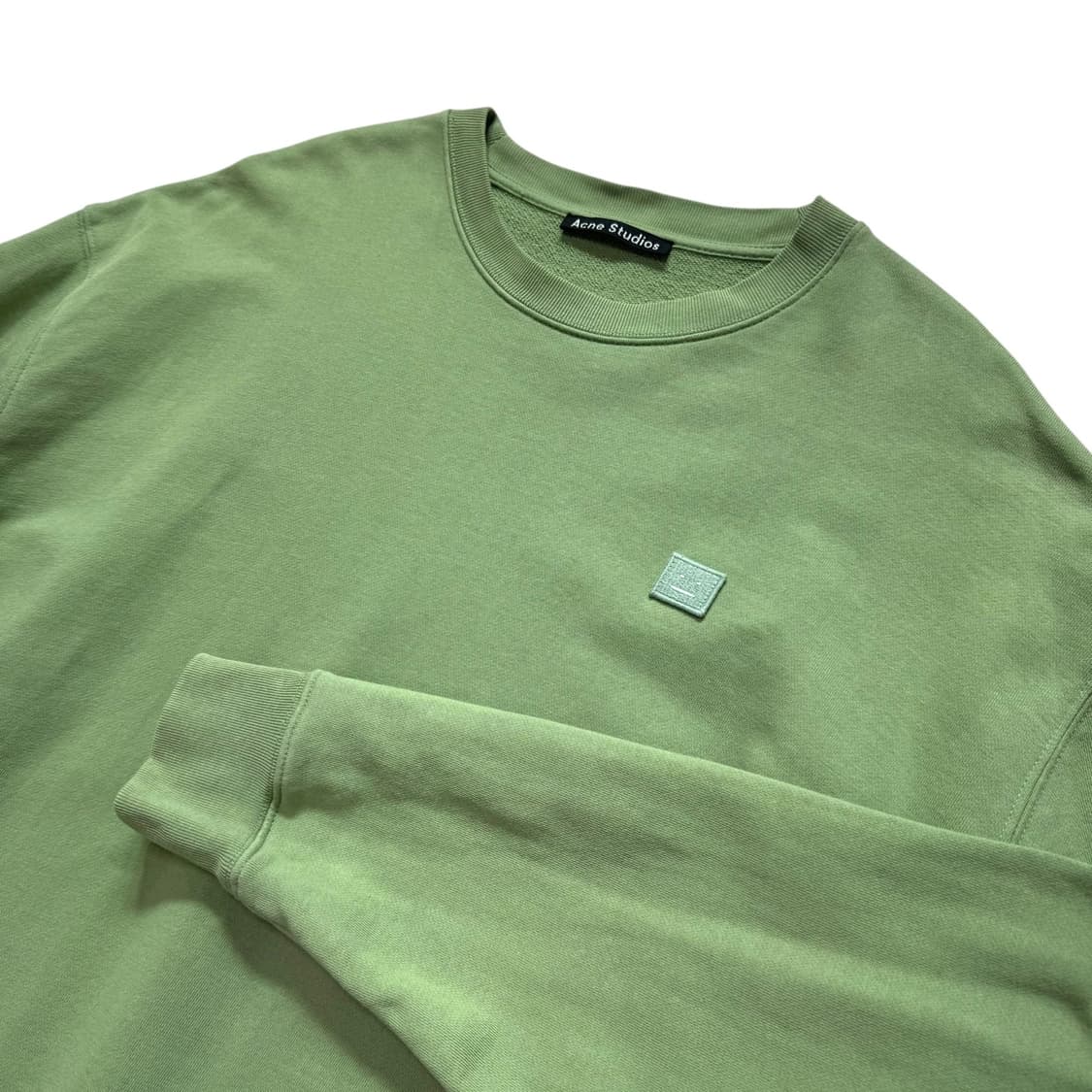 정품 아크네 스튜디오 포바 페이스 더스트 그린 맨투맨 상품이미지2