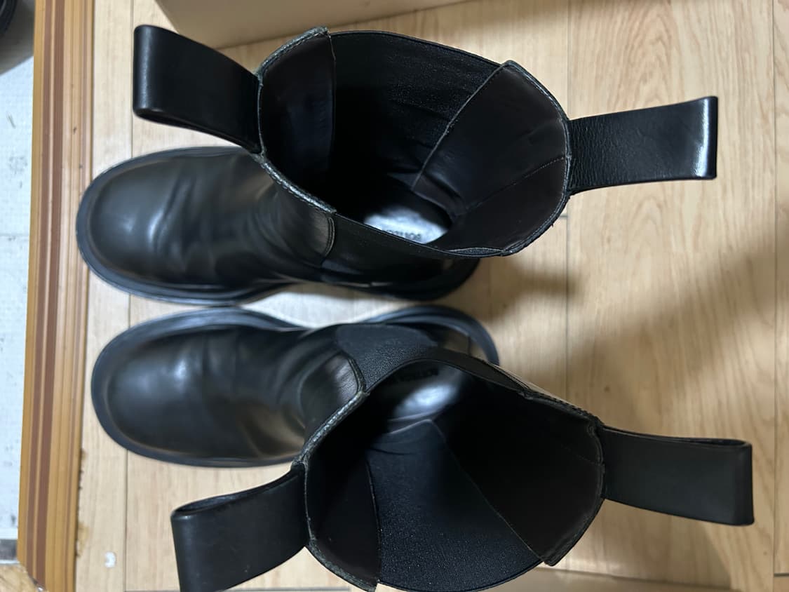 보테가 타이어 부츠 블랙 상품이미지2