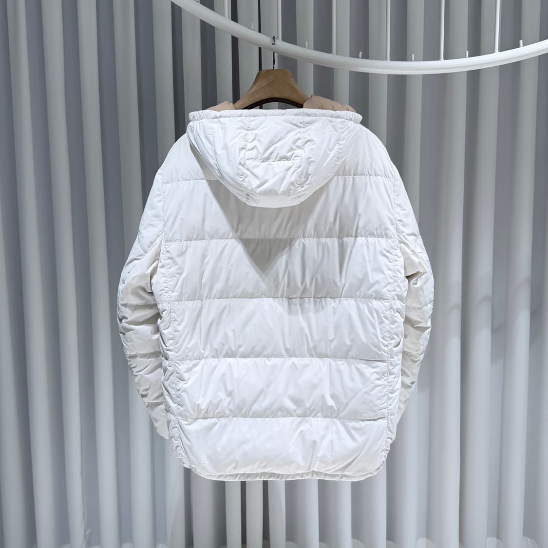 (B/L) / 브루넬로 쿠치넬리 리버시블 다운 패딩 자켓 화이트 브라운 상품이미지5