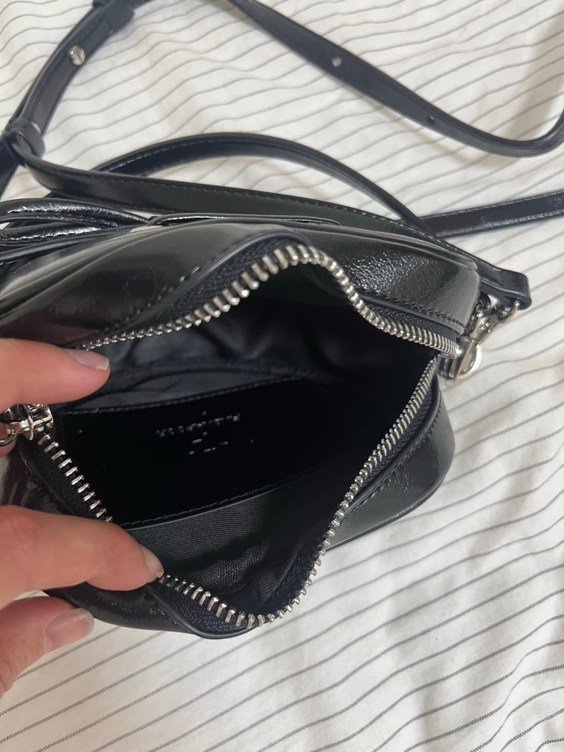 FIND KAPOOR 리본 타이 하트백 블랙 상품이미지9