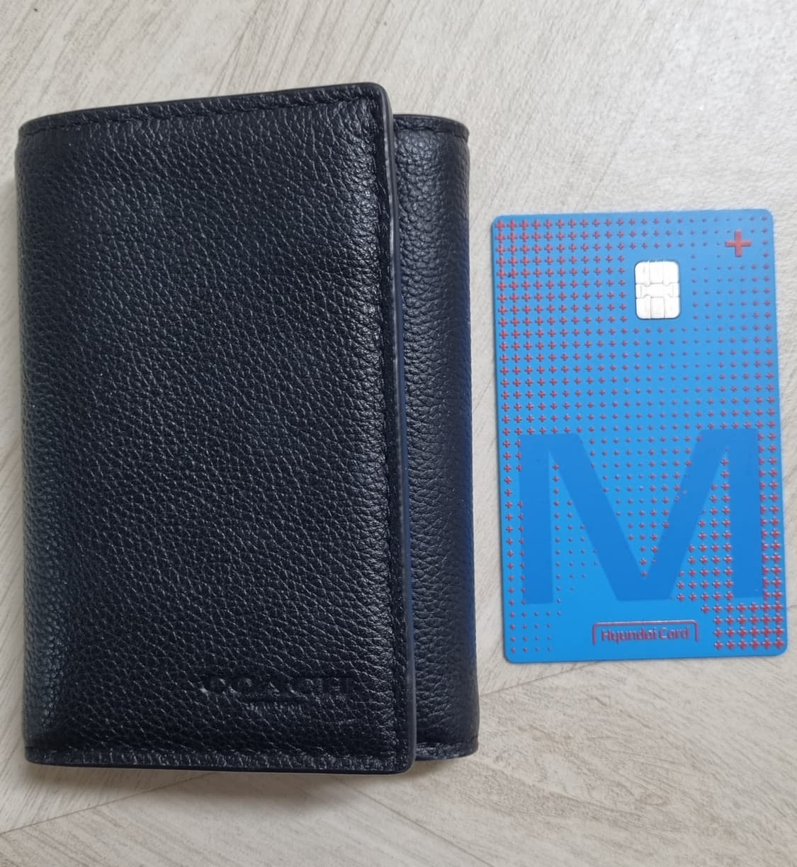 코치 남성 가죽 반지갑 블랙 상품이미지4