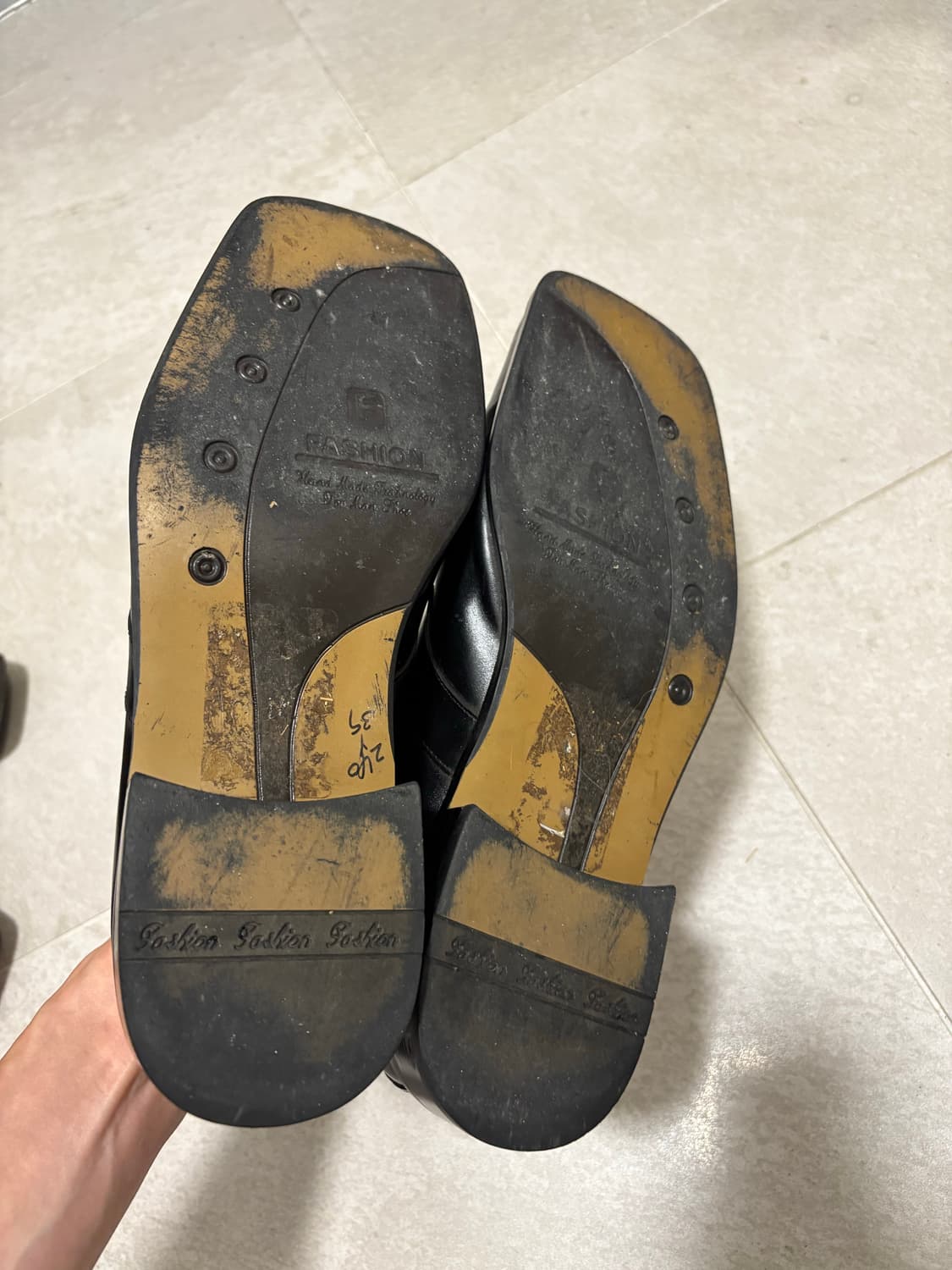 빈티지 스퀘어 토 로퍼 블랙 275 상품이미지3