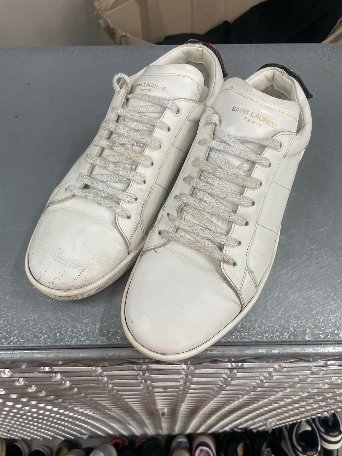 생로랑 스니커즈 화이트 43 상품이미지2