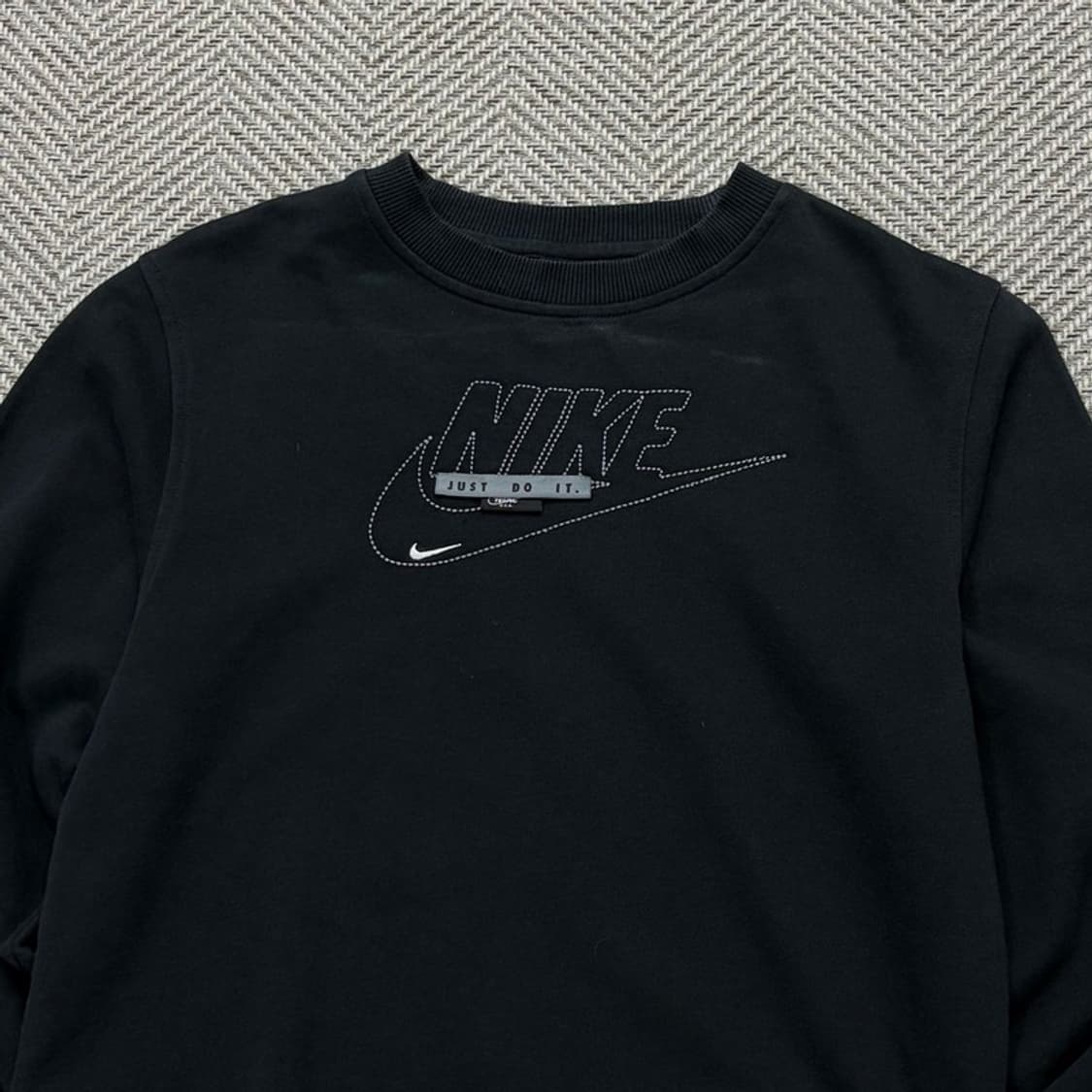 나이키 로고 스티치 맨투맨 v2010 상품이미지3