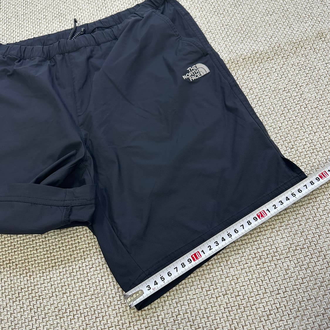 80 노스페이스 블랙 컬러 밴딩 반바지 0410D 상품이미지5