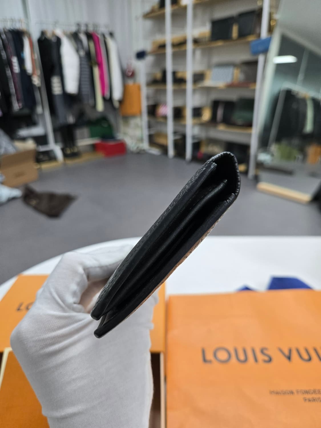 [A급컨디션] 루이비통 쉐도우 장지갑 상품이미지4